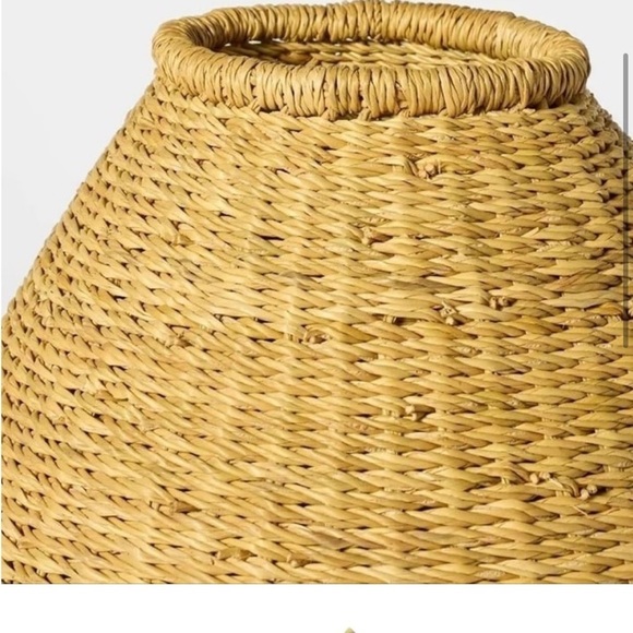 Elephant Grass Woven Vase Natural - Threshold desi Natural - Picture 3 of 3